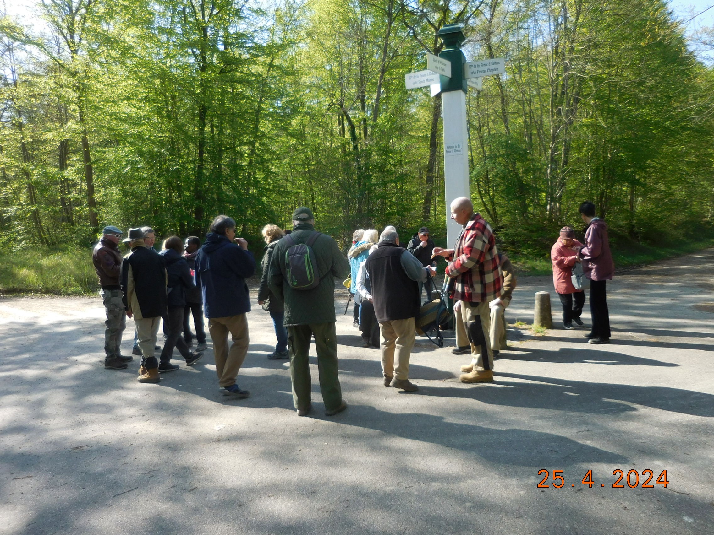  TOUR DES ETANGS DE COMMELLES AU PRINTEMPS LE 25/04/2024